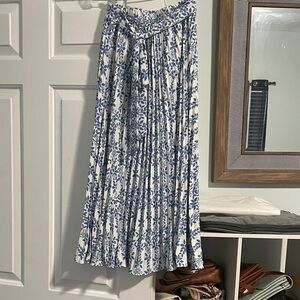 Skies Are Blue Floral Maxi Skirt in Blue and White